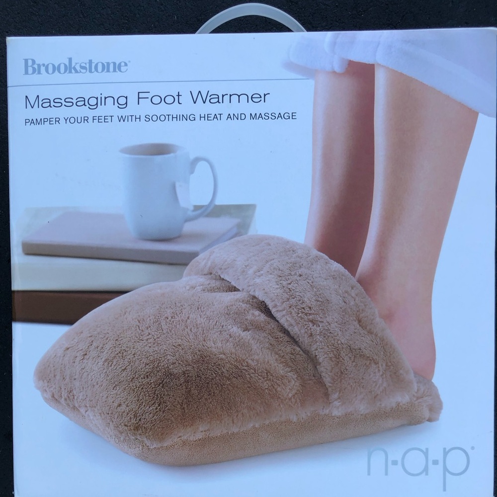 Brookstone Beige Massaging Foot Warmer